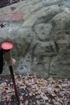 Roca del nen o de l’home. Roca amb gravats rupestres amb una figura antopomorfa al Pla de&nbsp;Savassona