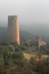 Torre de Vallferosa i església de Sant Pere (Torà, Segarra)