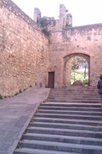 Menhir de l'Àngel, Pedralbes, Barcelona